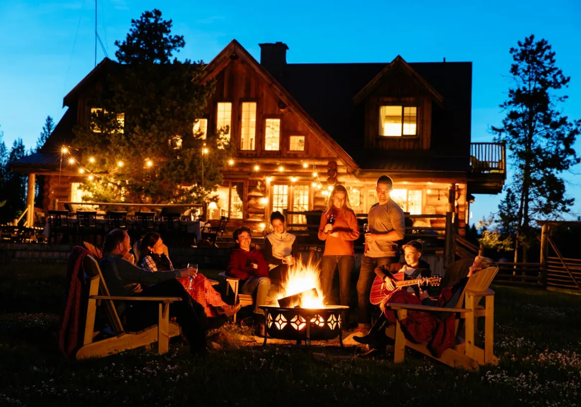 Multi-generation family and private group vacations at Siwash Lake