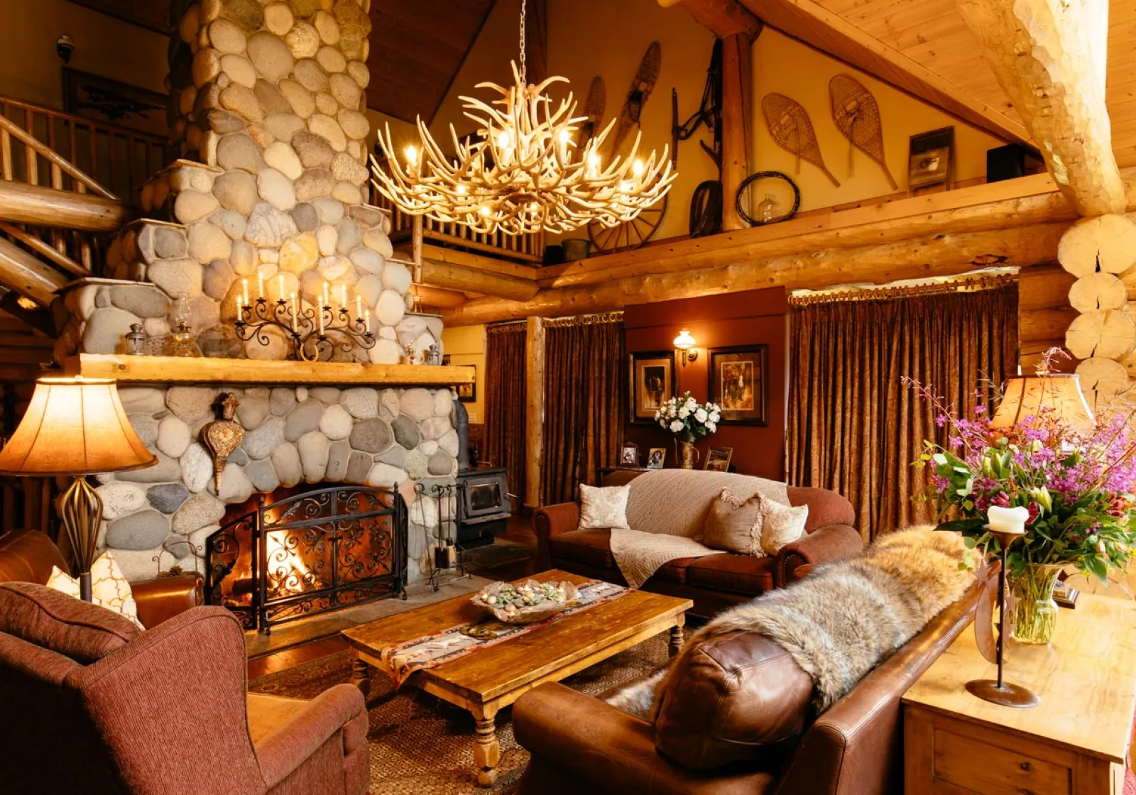 Wilderness Lodge Accommodations - the great room in the luxury Ranch House