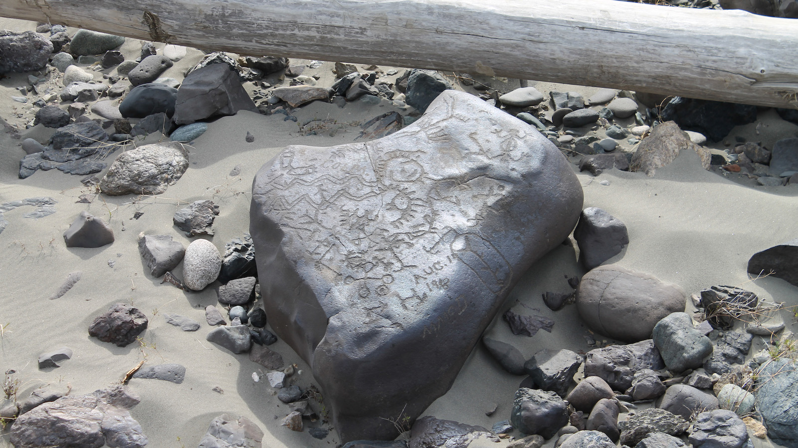 First Nations Petroglyphs 